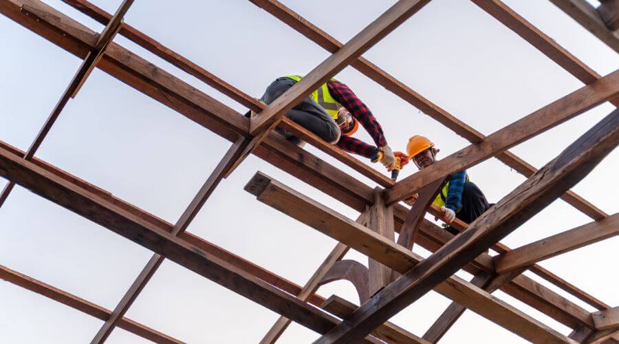 Professional gutter cleaning services in Topton, PA